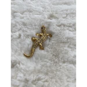 Vintage BSK Signed Lizard Salamander Gold Tone Rhinestone Red Eyes Brooch Pin